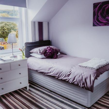 Dawn Break Guest House Ларгс Екстериор снимка